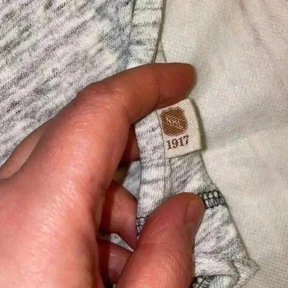 Vintage  Montreal Canadians long sleeve cotton sweater - perfect Vintage - Picture 3 of 9